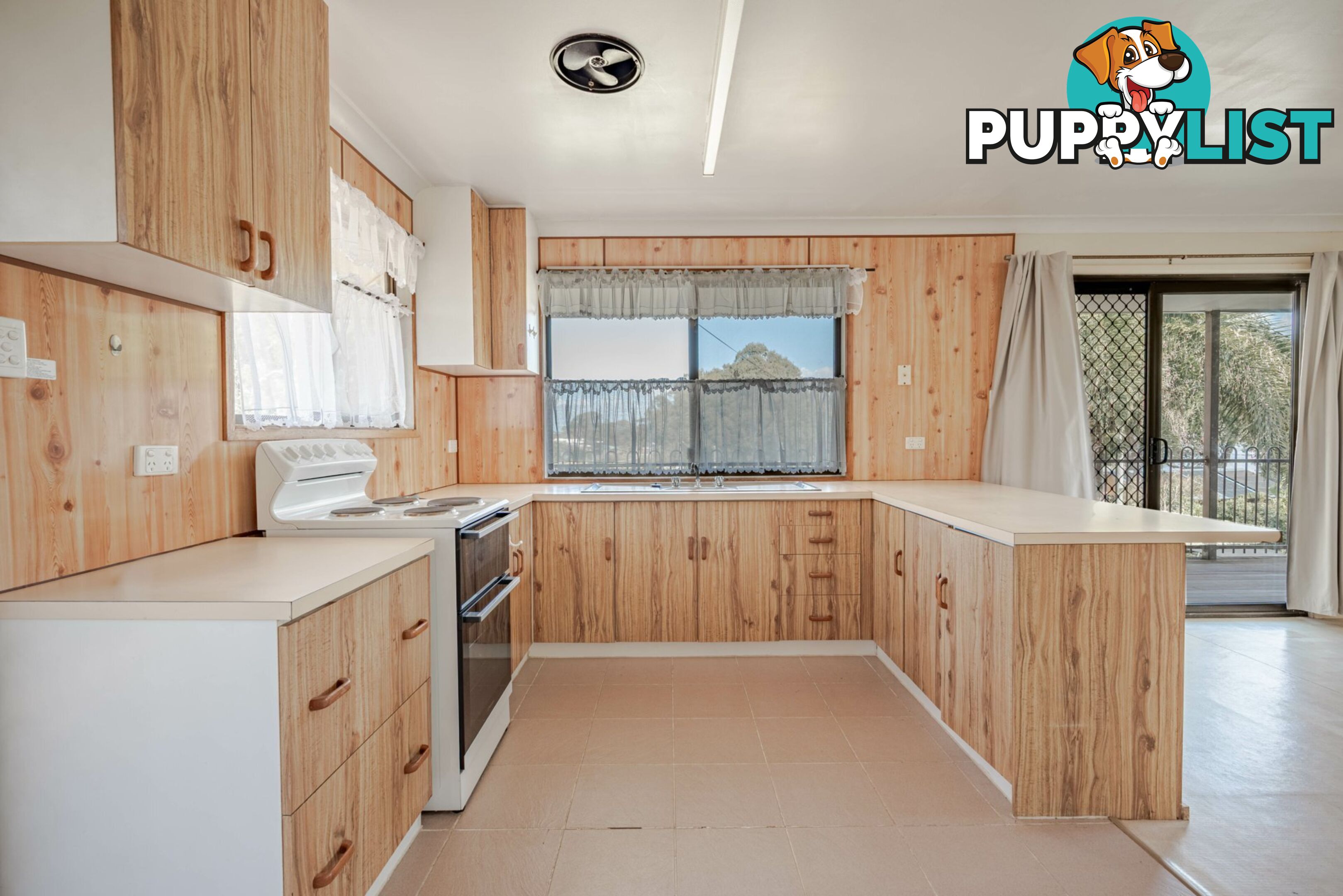 14 Tennyson Court RUSSELL ISLAND QLD 4184