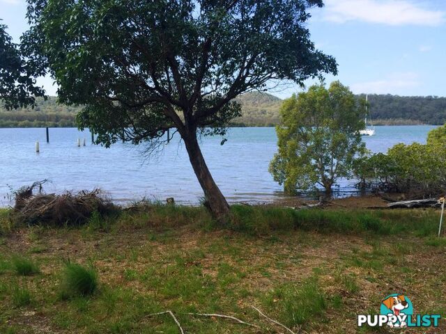 103 Wahine Dve, RUSSELL ISLAND QLD 4184