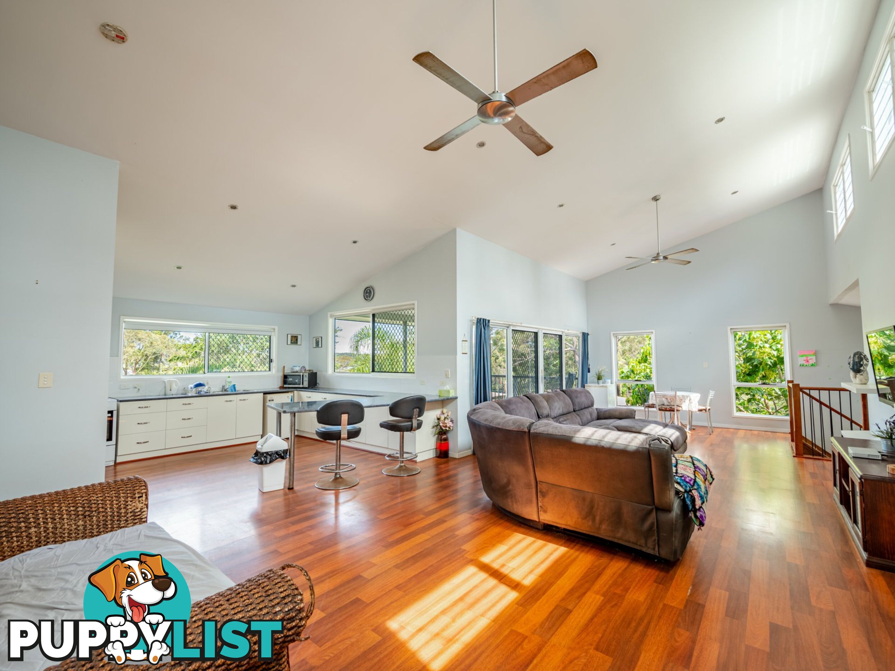 4 Cutter Street RUSSELL ISLAND QLD 4184