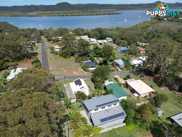 4 Cutter Street RUSSELL ISLAND QLD 4184