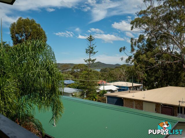 4 Cutter Street RUSSELL ISLAND QLD 4184