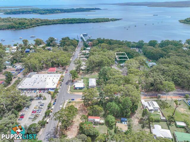 13-15 Alison Cres RUSSELL ISLAND QLD 4184