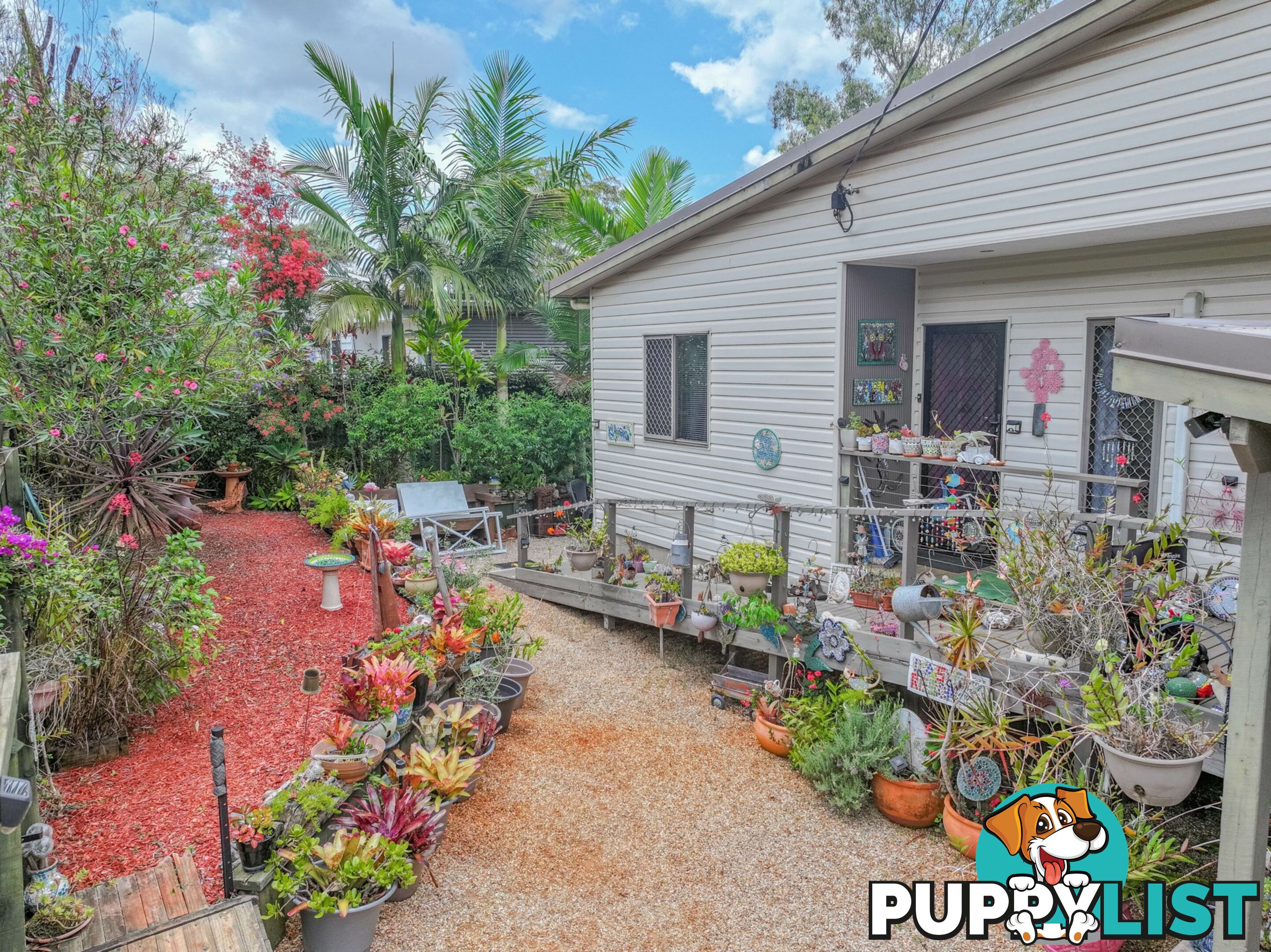 22 AIMEO ESPLANADE RUSSELL ISLAND QLD 4184