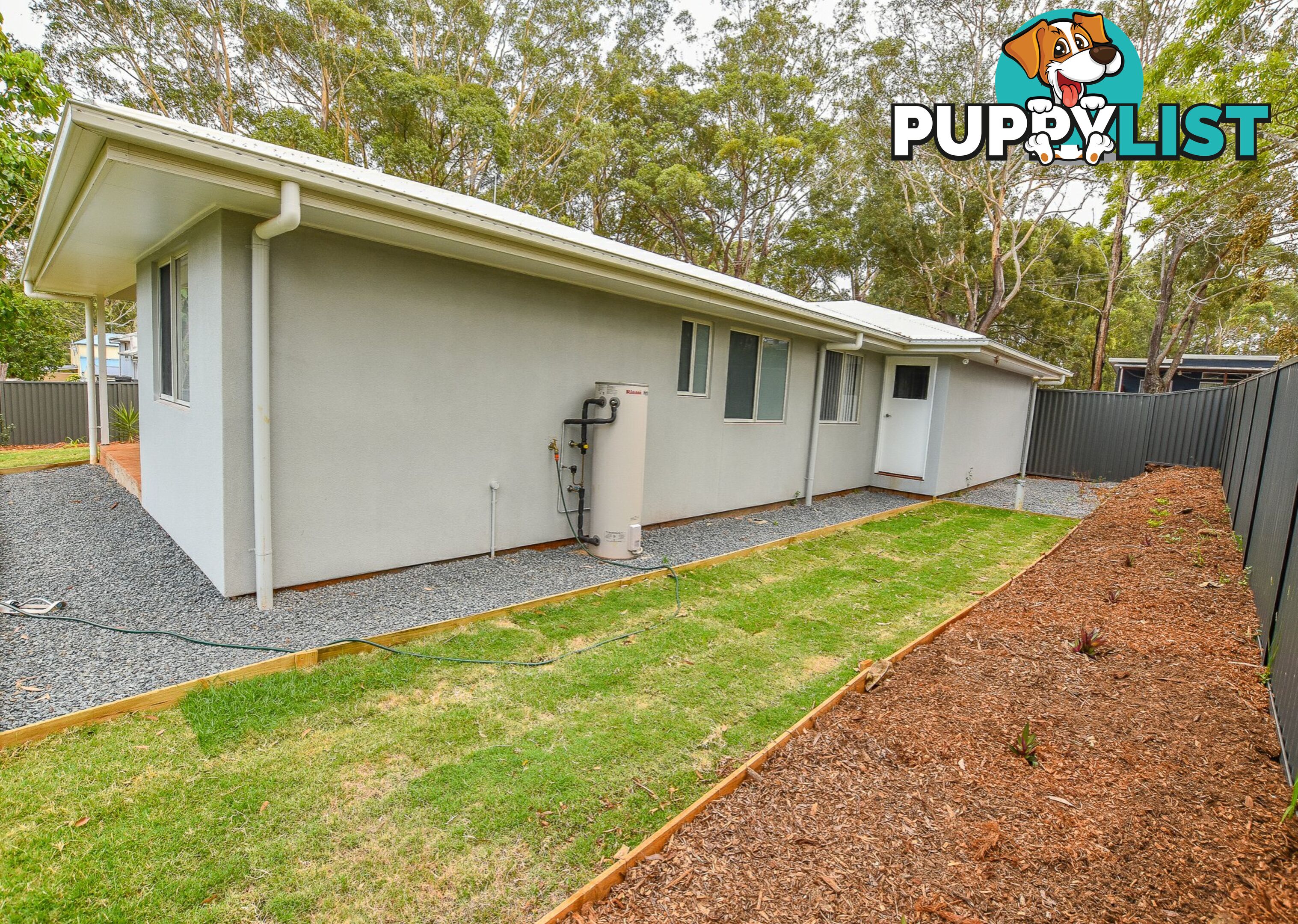 42 Highland Street RUSSELL ISLAND QLD 4184