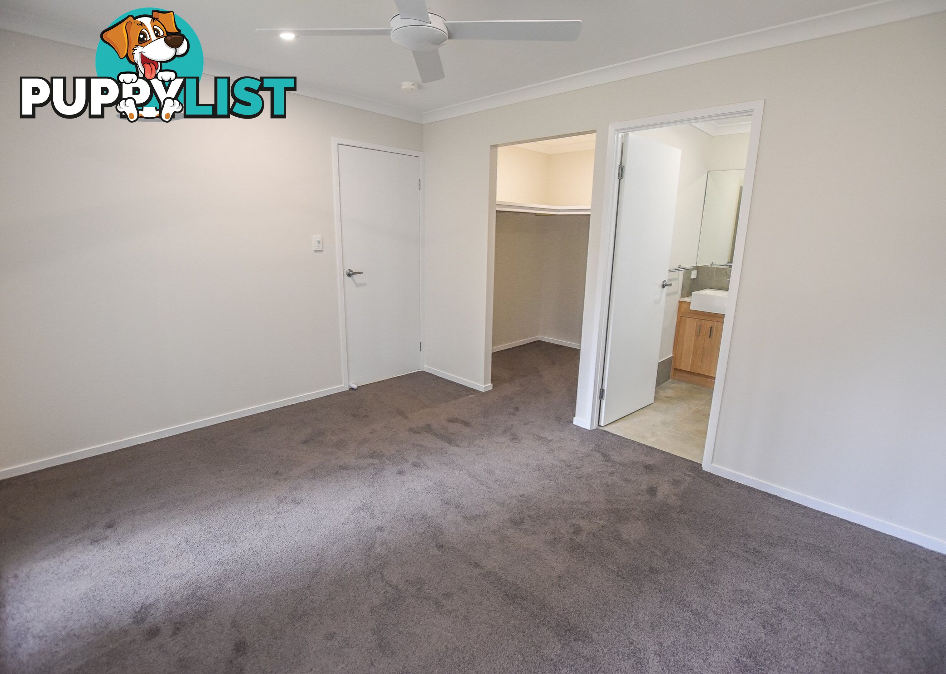 42 Highland Street RUSSELL ISLAND QLD 4184