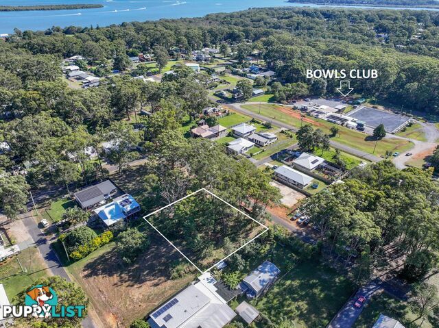 60-62 Harvey Street RUSSELL ISLAND QLD 4184