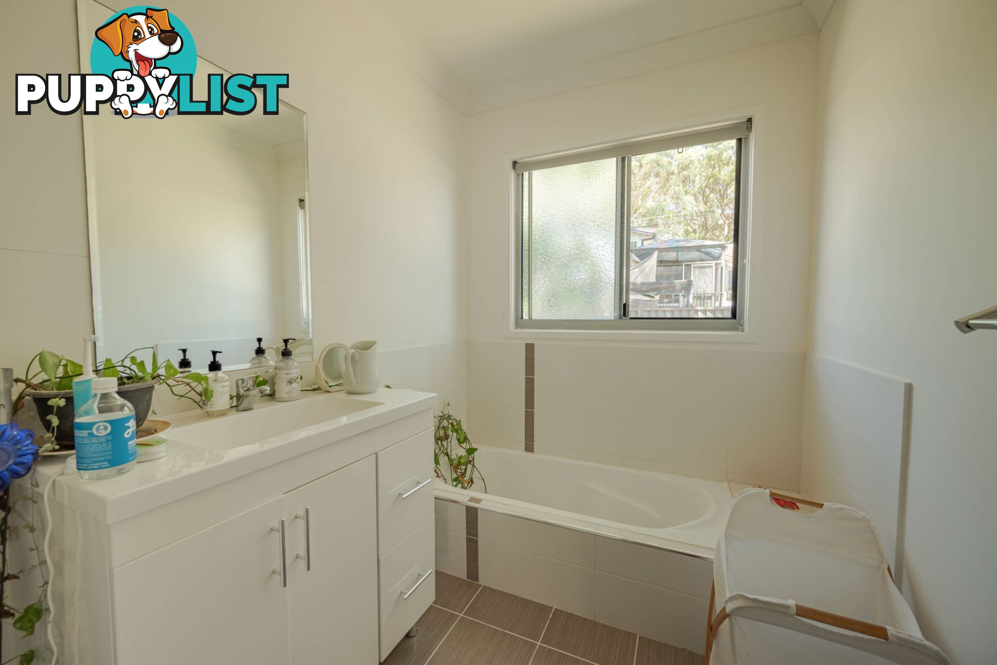 3 Forest Hill Road RUSSELL ISLAND QLD 4184