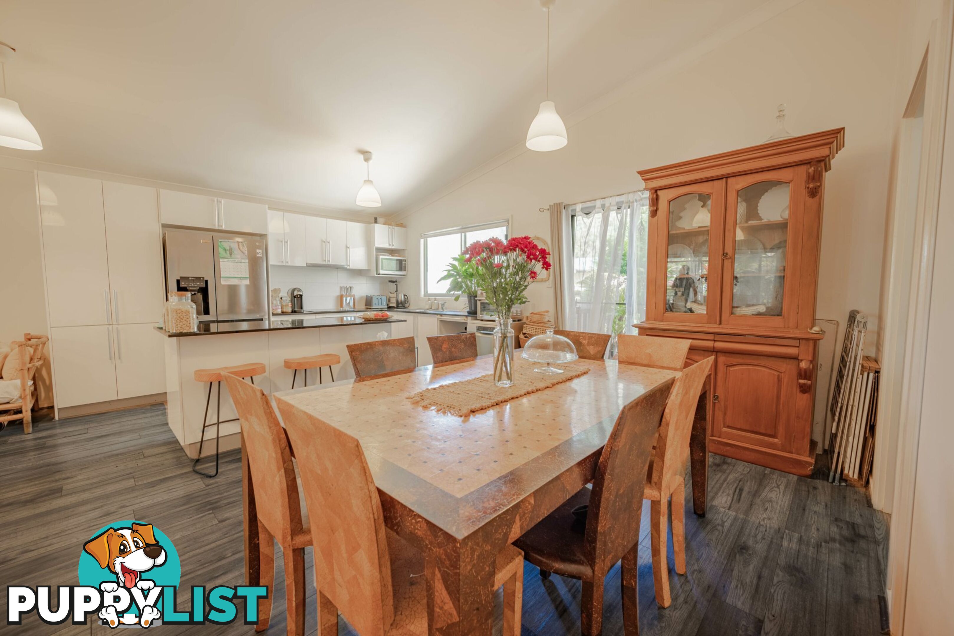 3 Forest Hill Road RUSSELL ISLAND QLD 4184