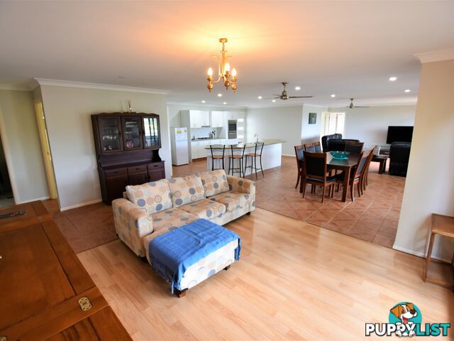 80-82 Oasis Dve RUSSELL ISLAND QLD 4184