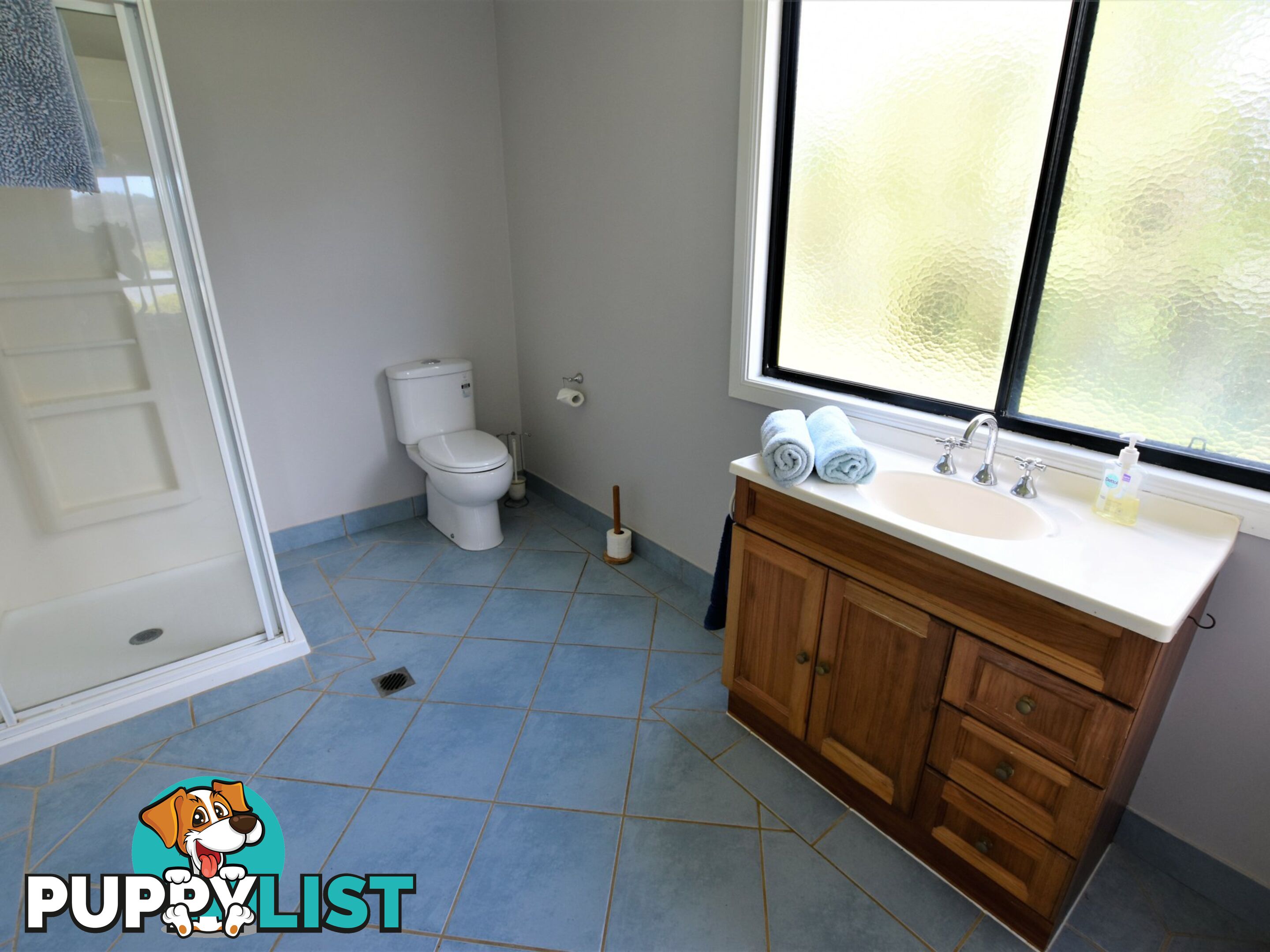 80-82 Oasis Dve RUSSELL ISLAND QLD 4184