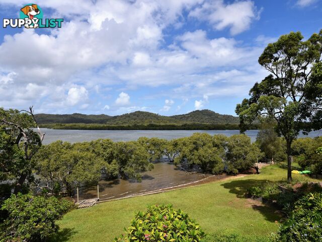 80-82 Oasis Dve RUSSELL ISLAND QLD 4184
