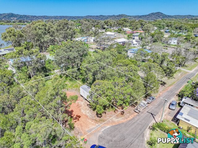 45-47 Tenanne Street RUSSELL ISLAND QLD 4184