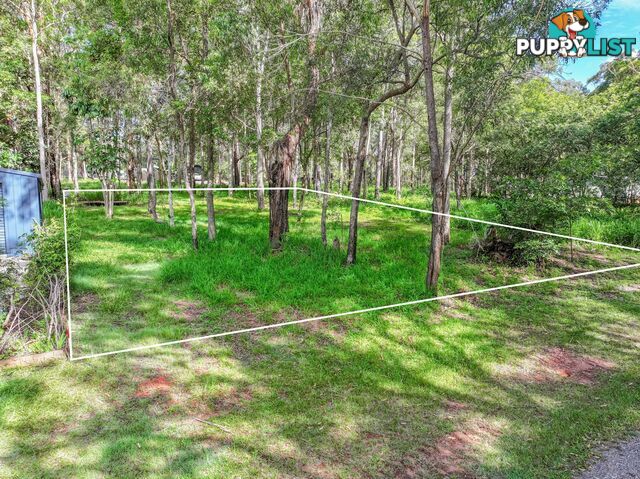 4 Blaxland Street RUSSELL ISLAND QLD 4184