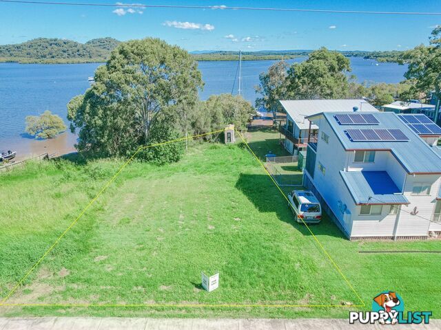 132 Canaipa Point Dve RUSSELL ISLAND QLD 4184