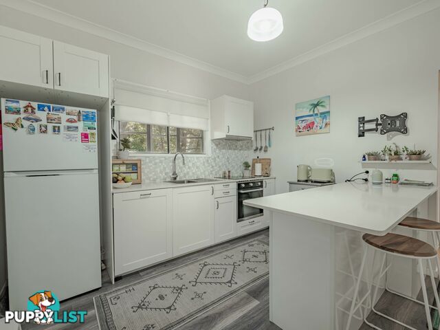 1 Billambang Street RUSSELL ISLAND QLD 4184