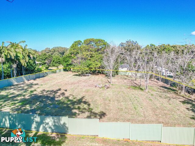 9-11 Roebuck Road RUSSELL ISLAND QLD 4184