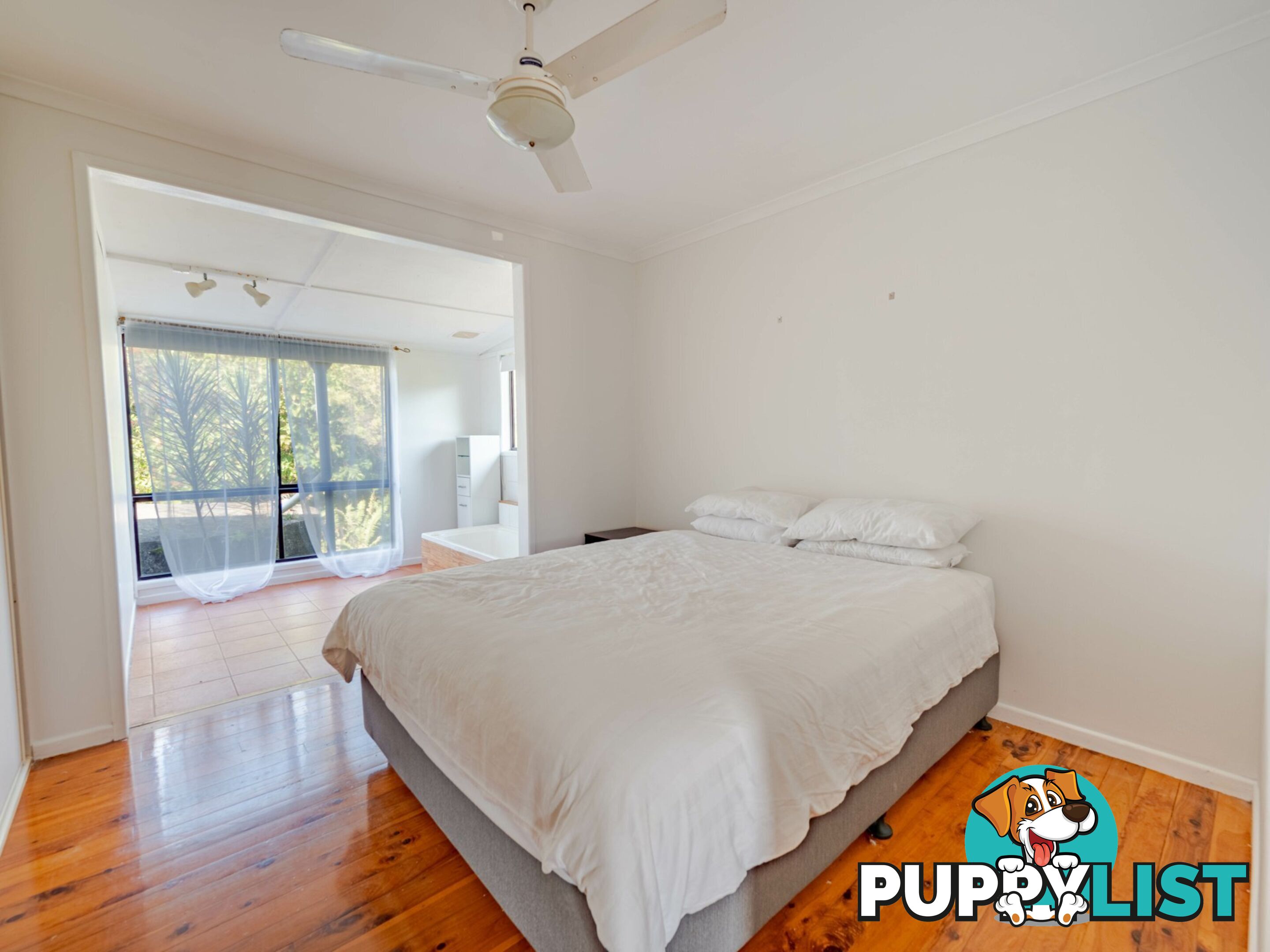 12 Alice Street RUSSELL ISLAND QLD 4184