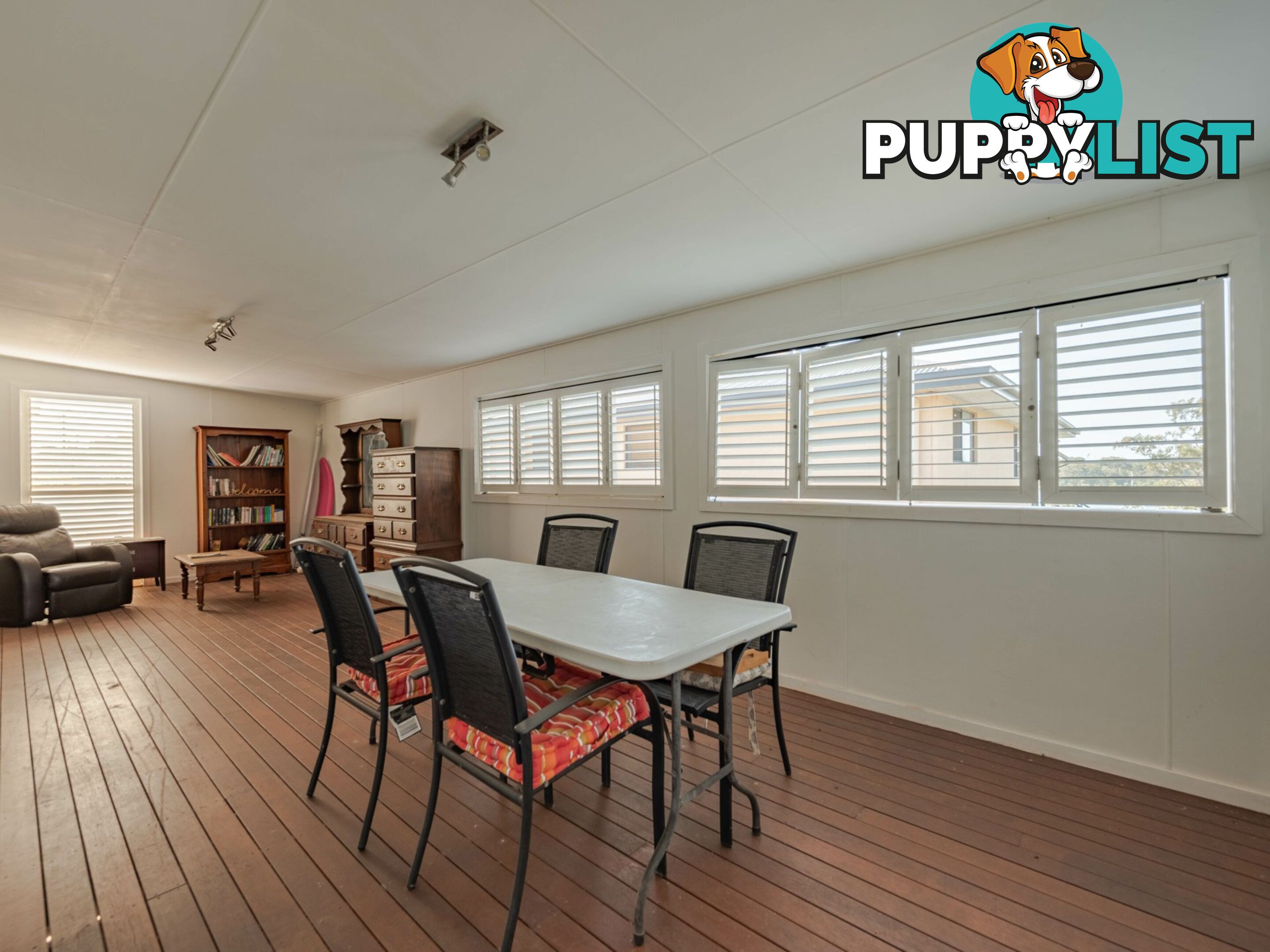 12 Alice Street RUSSELL ISLAND QLD 4184