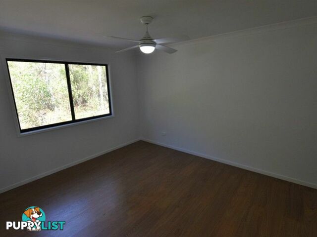 11 Pia Street RUSSELL ISLAND QLD 4184