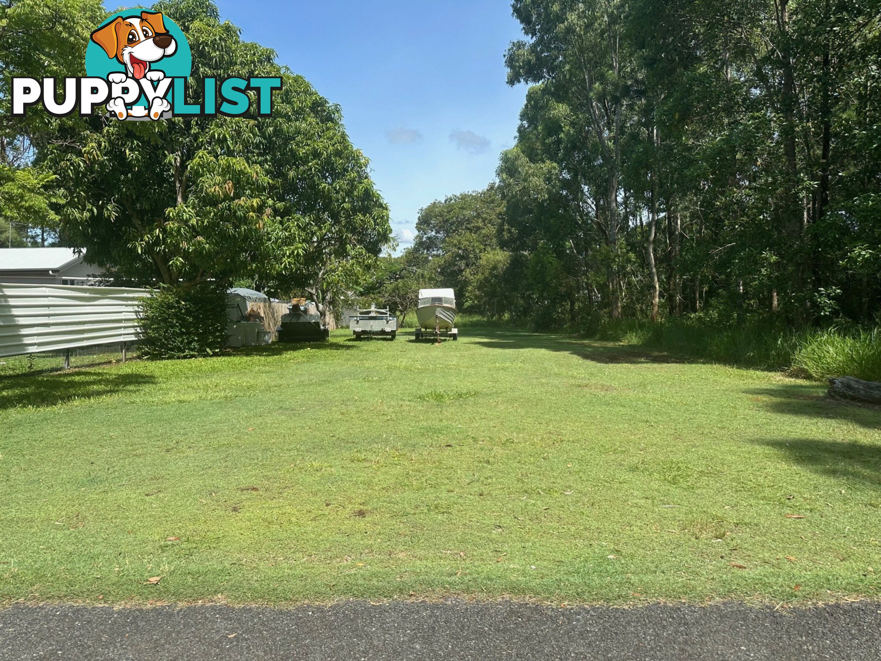 33 Oaklea Street RUSSELL ISLAND QLD 4184