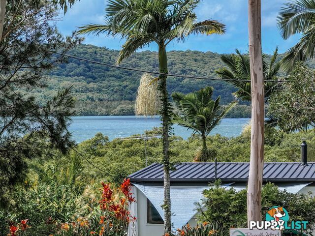 3 Aquamarine Ave RUSSELL ISLAND QLD 4184