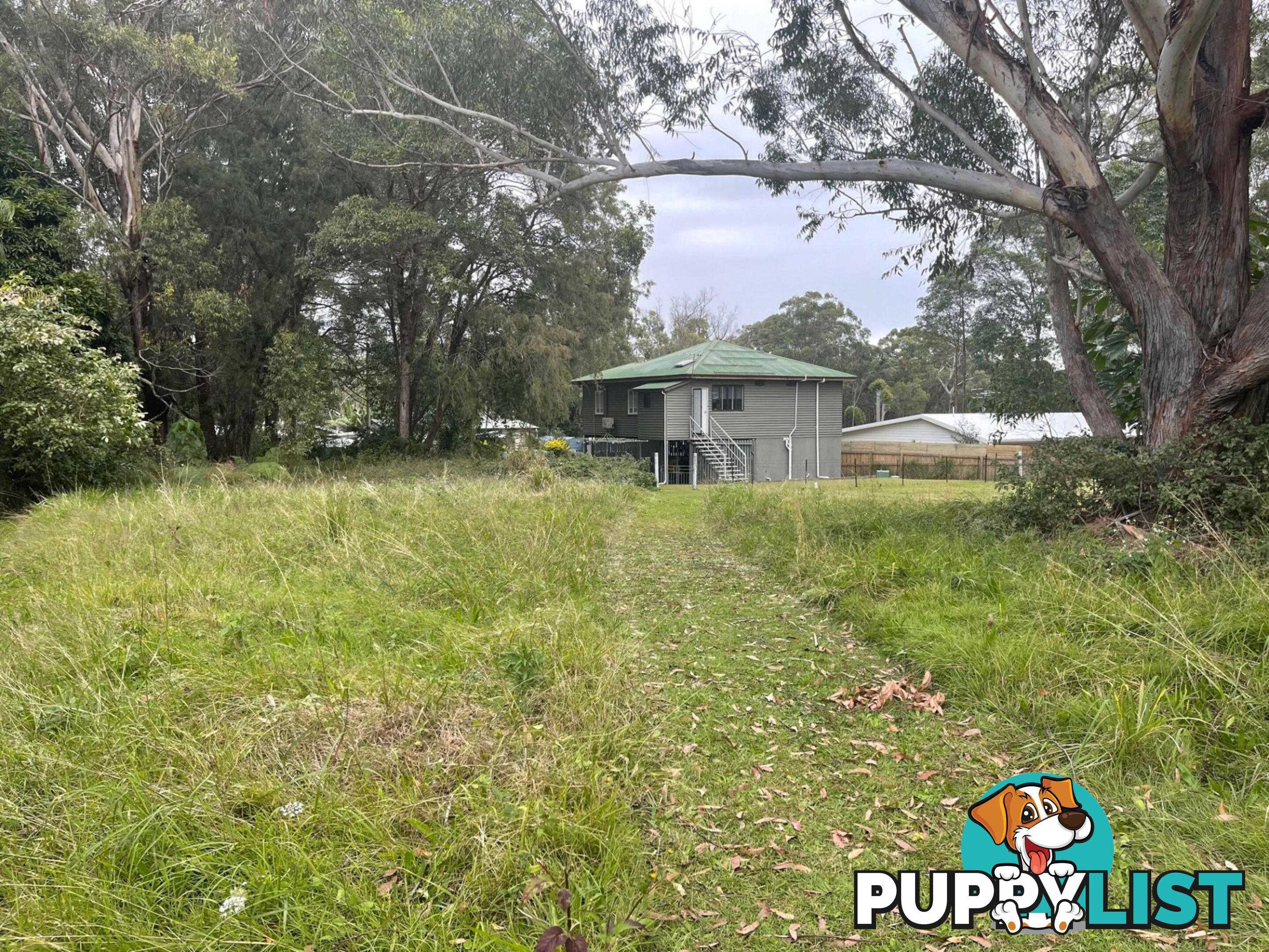 16 TAYLOR STREET RUSSELL ISLAND QLD 4184