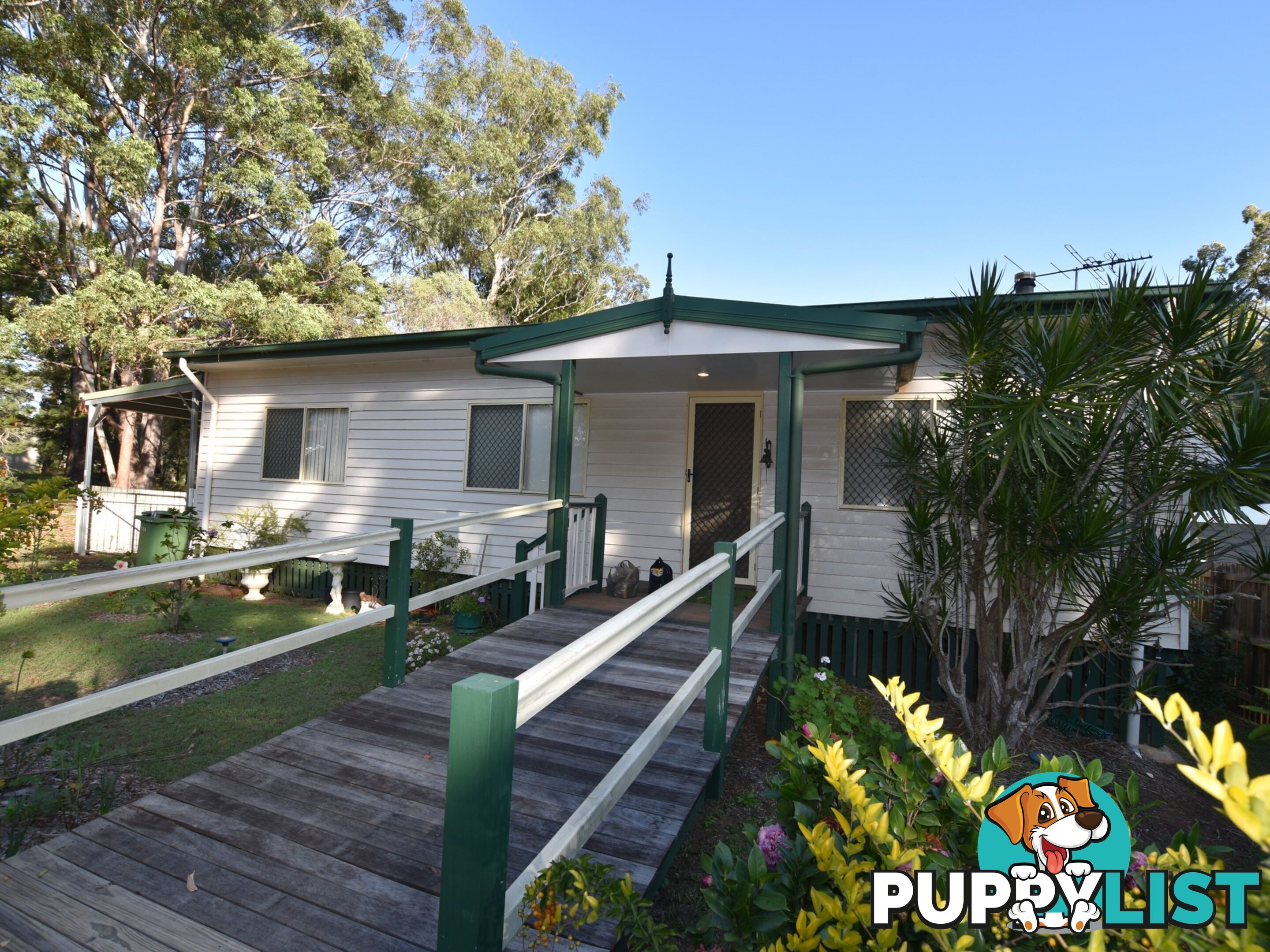 18 Dempsey Street RUSSELL ISLAND QLD 4184