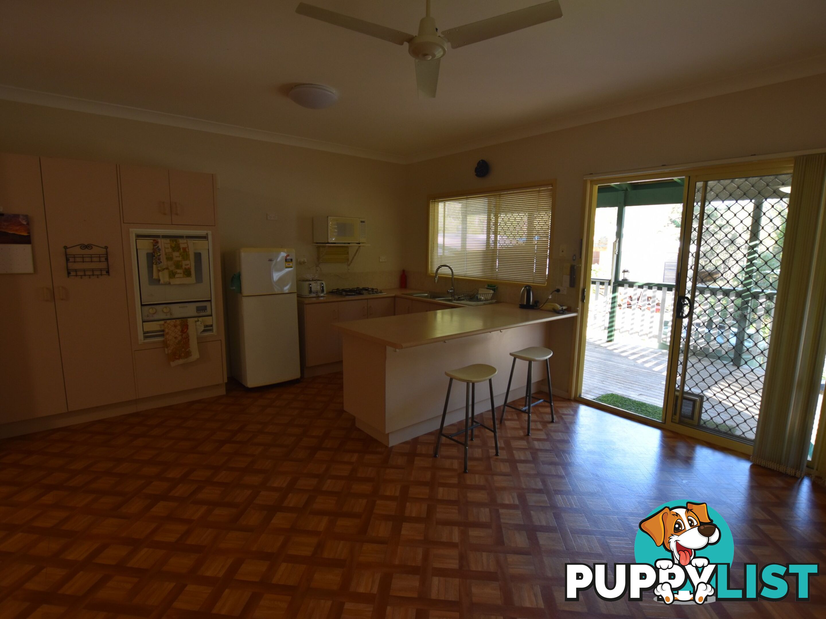 18 Dempsey Street RUSSELL ISLAND QLD 4184