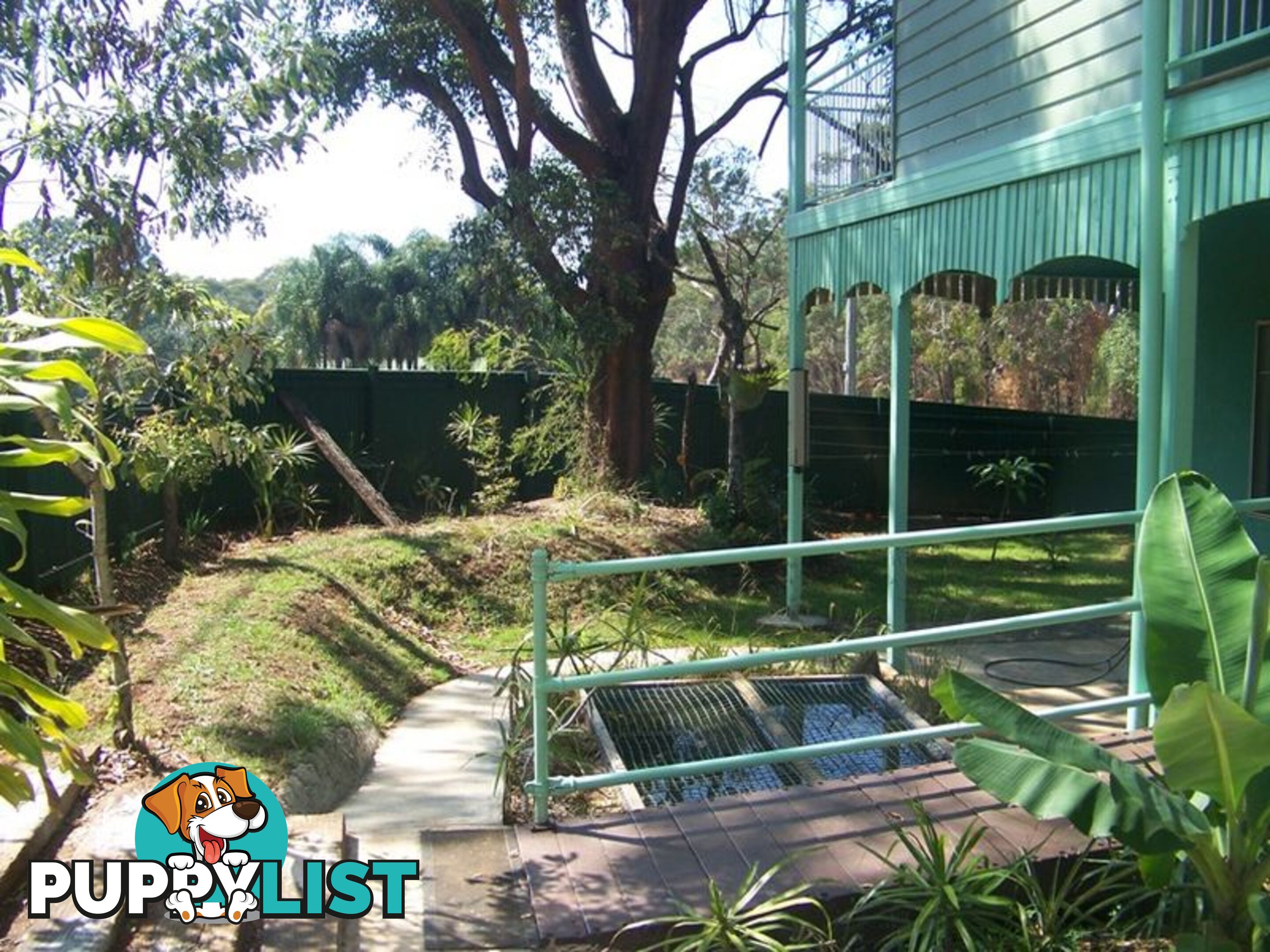 2 Bradman Street RUSSELL ISLAND QLD 4184