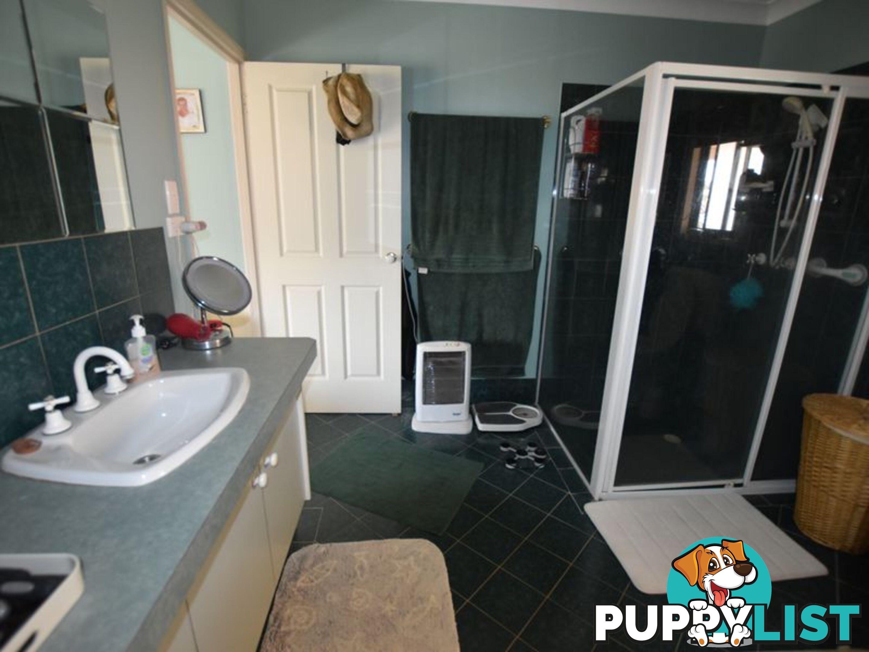 53 Deenya Pde RUSSELL ISLAND QLD 4184