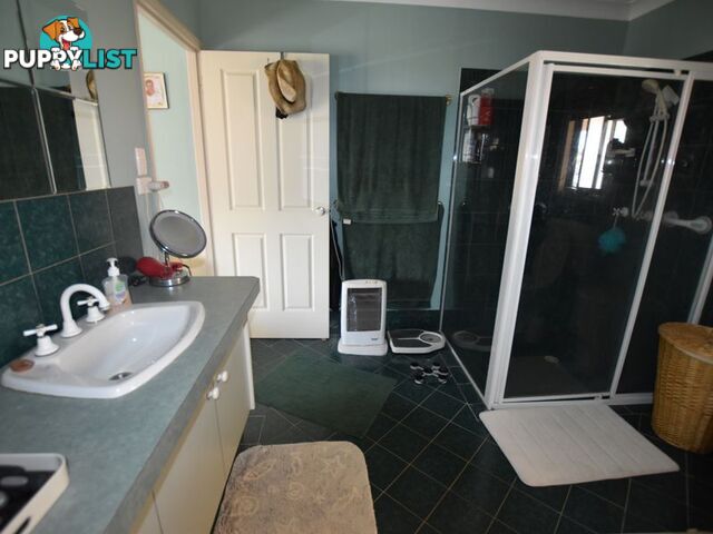 53 Deenya Pde RUSSELL ISLAND QLD 4184