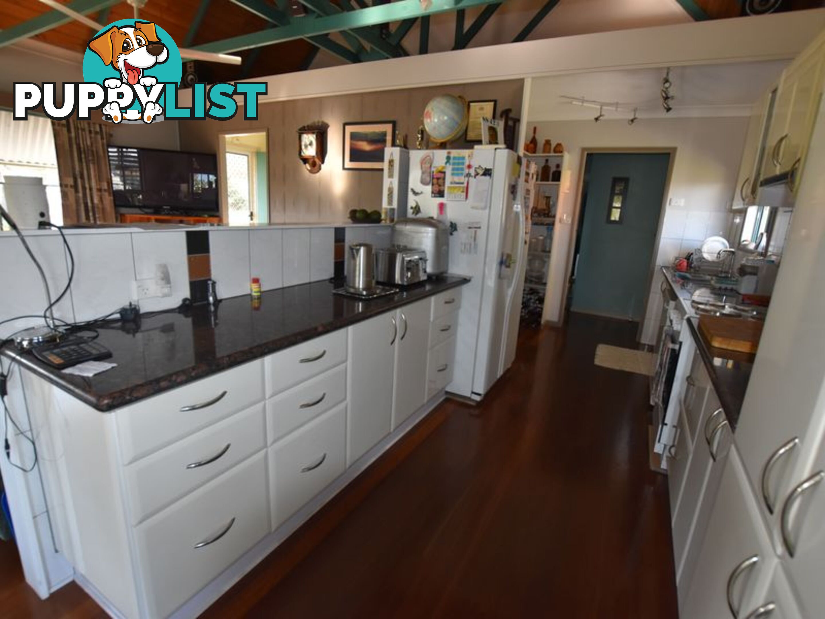 53 Deenya Pde RUSSELL ISLAND QLD 4184