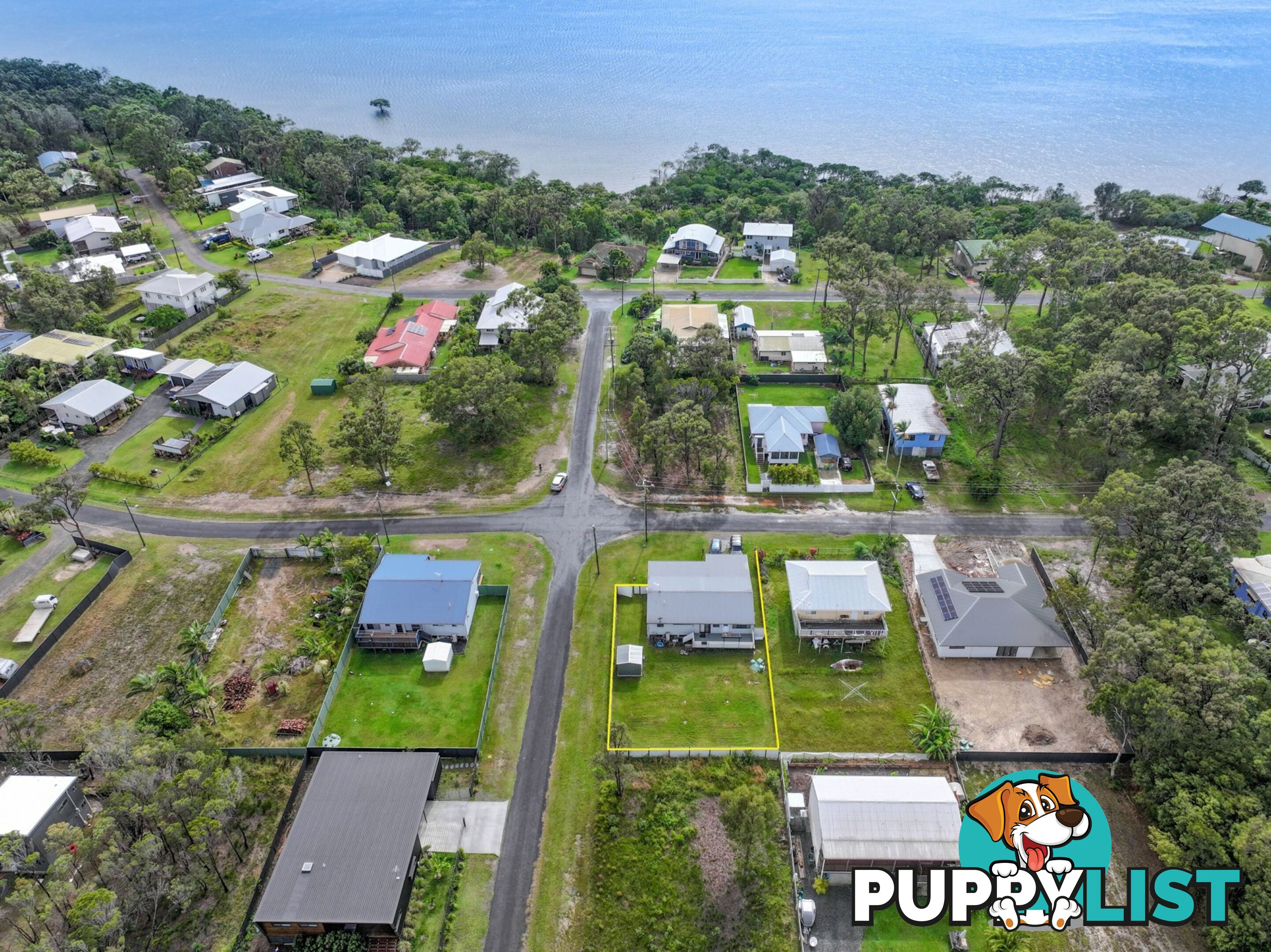 22 Tenanne Street RUSSELL ISLAND QLD 4184