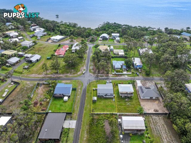 22 Tenanne Street RUSSELL ISLAND QLD 4184