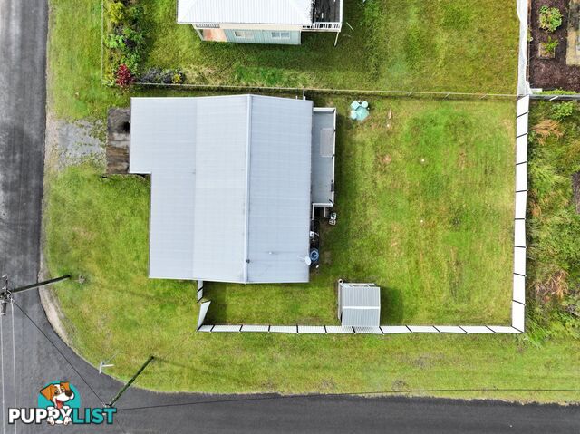 22 Tenanne Street RUSSELL ISLAND QLD 4184