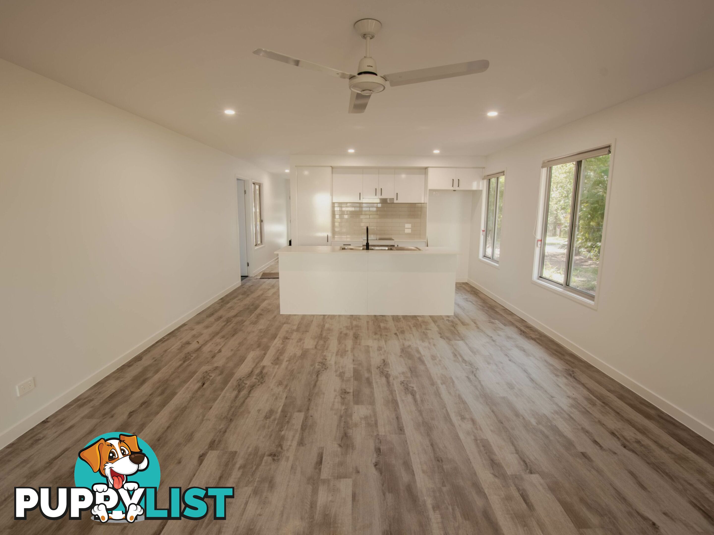 10 Canna Street RUSSELL ISLAND QLD 4184