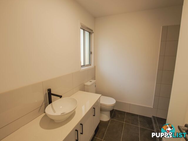 10 Canna Street RUSSELL ISLAND QLD 4184