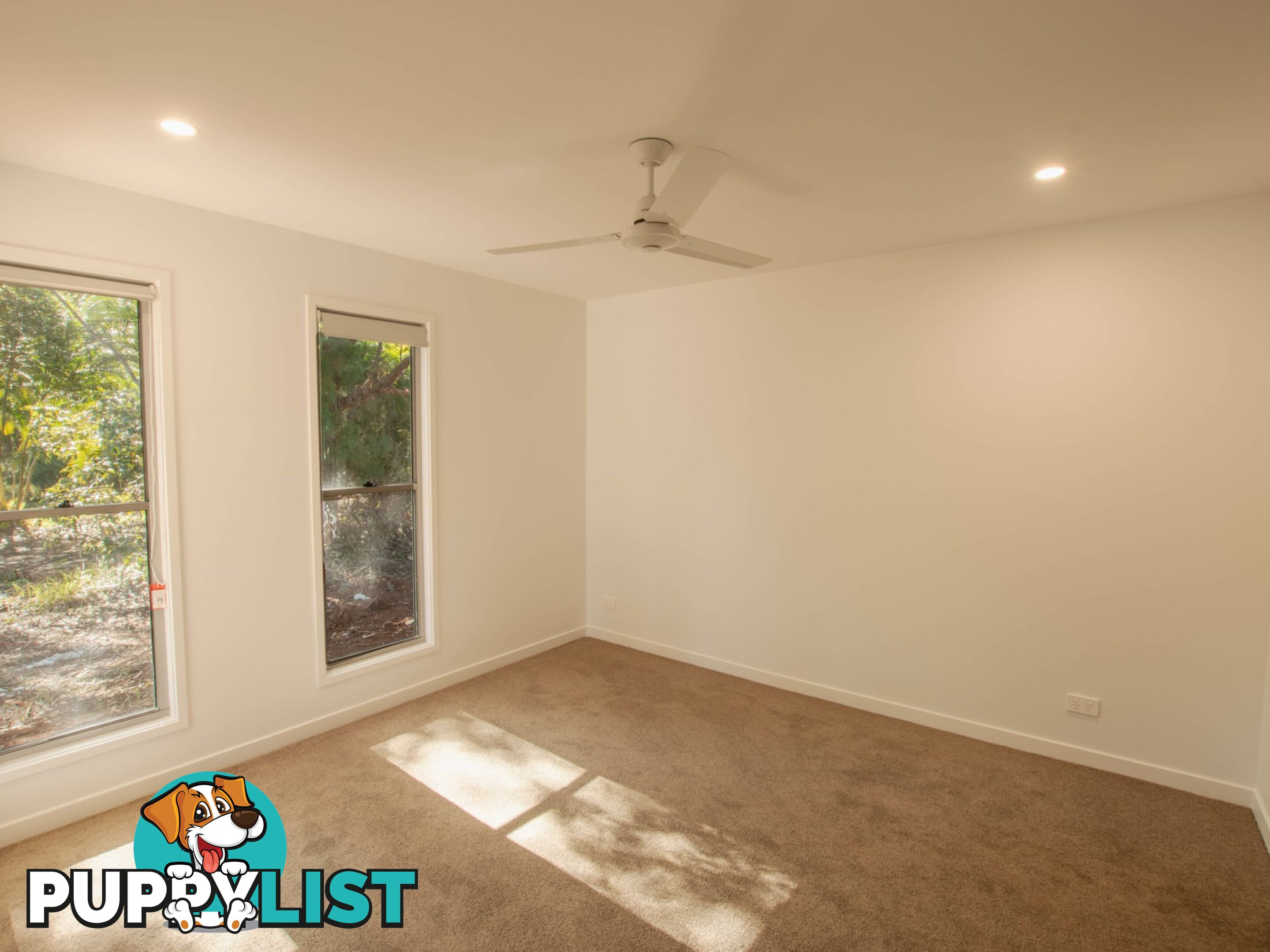 10 Canna Street RUSSELL ISLAND QLD 4184