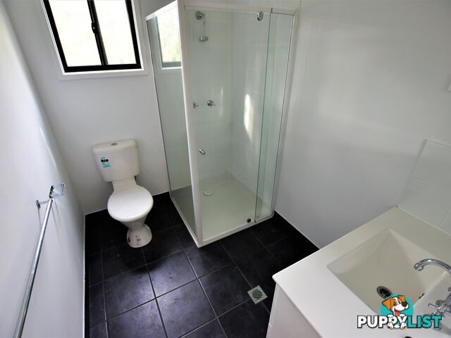 181 Centre Rd RUSSELL ISLAND QLD 4184
