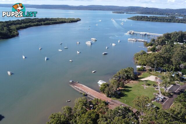 62 Lagoon Road RUSSELL ISLAND QLD 4184
