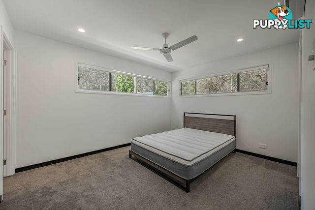 54 Deenya Pde RUSSELL ISLAND QLD 4184