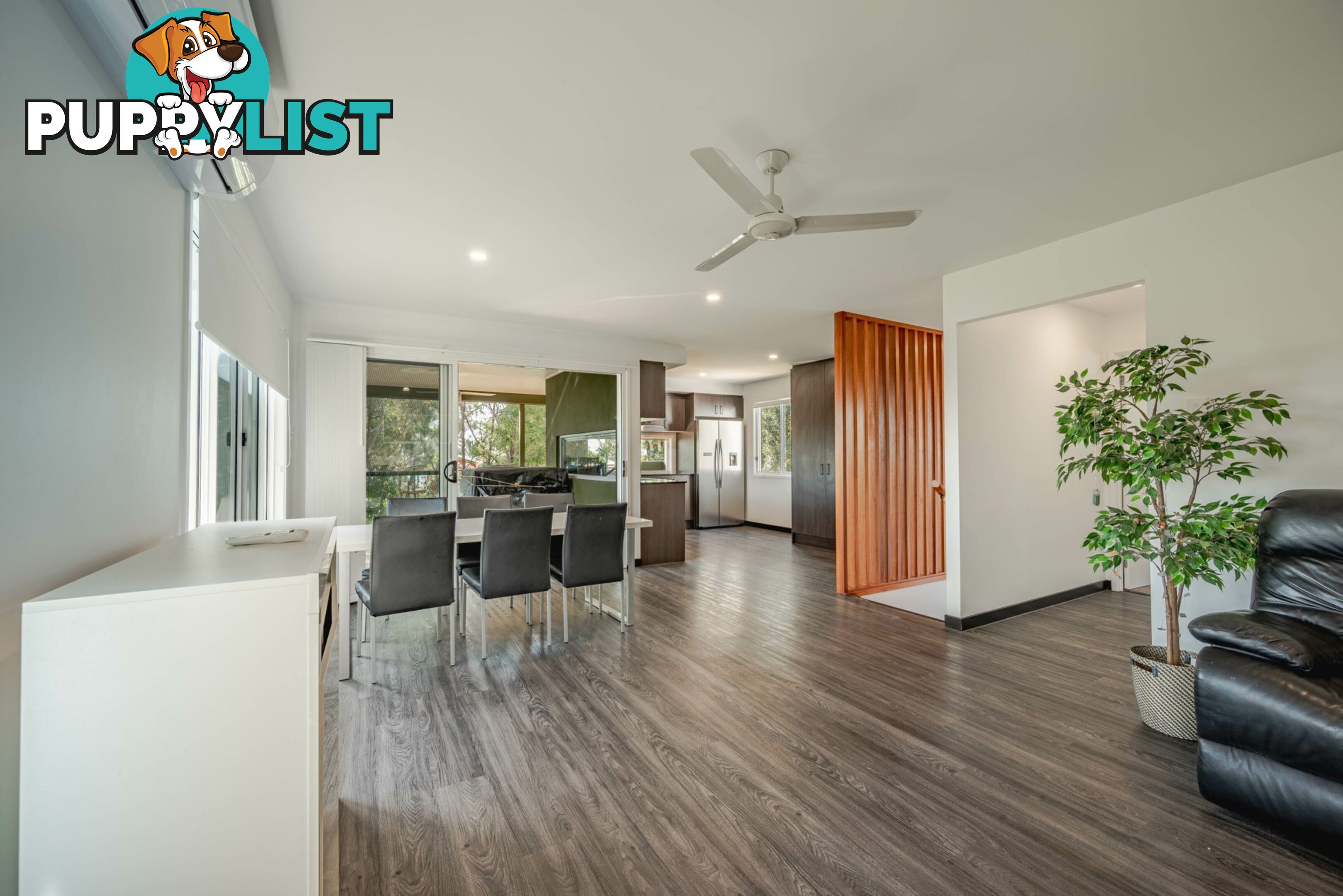 54 Deenya Pde RUSSELL ISLAND QLD 4184