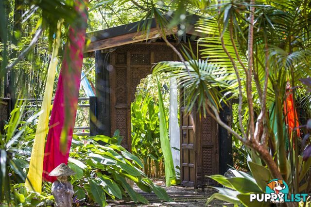 22 Beth Street RUSSELL ISLAND QLD 4184
