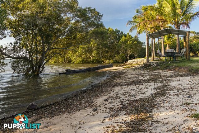 22 Beth Street RUSSELL ISLAND QLD 4184