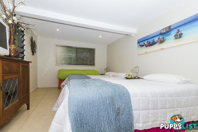 22 Beth Street RUSSELL ISLAND QLD 4184