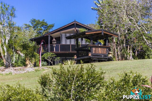 22 Beth Street RUSSELL ISLAND QLD 4184