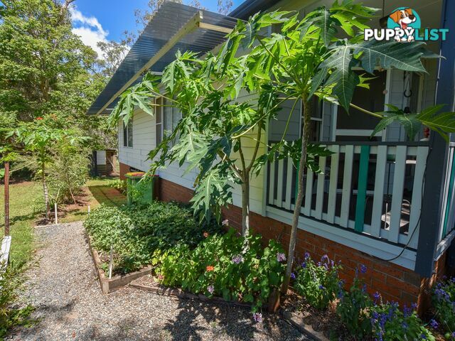 5 Maroondah RUSSELL ISLAND QLD 4184