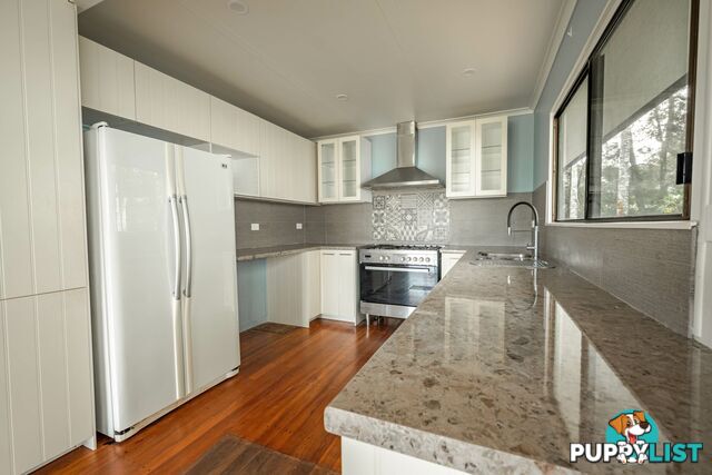 6 Yacht Street RUSSELL ISLAND QLD 4184