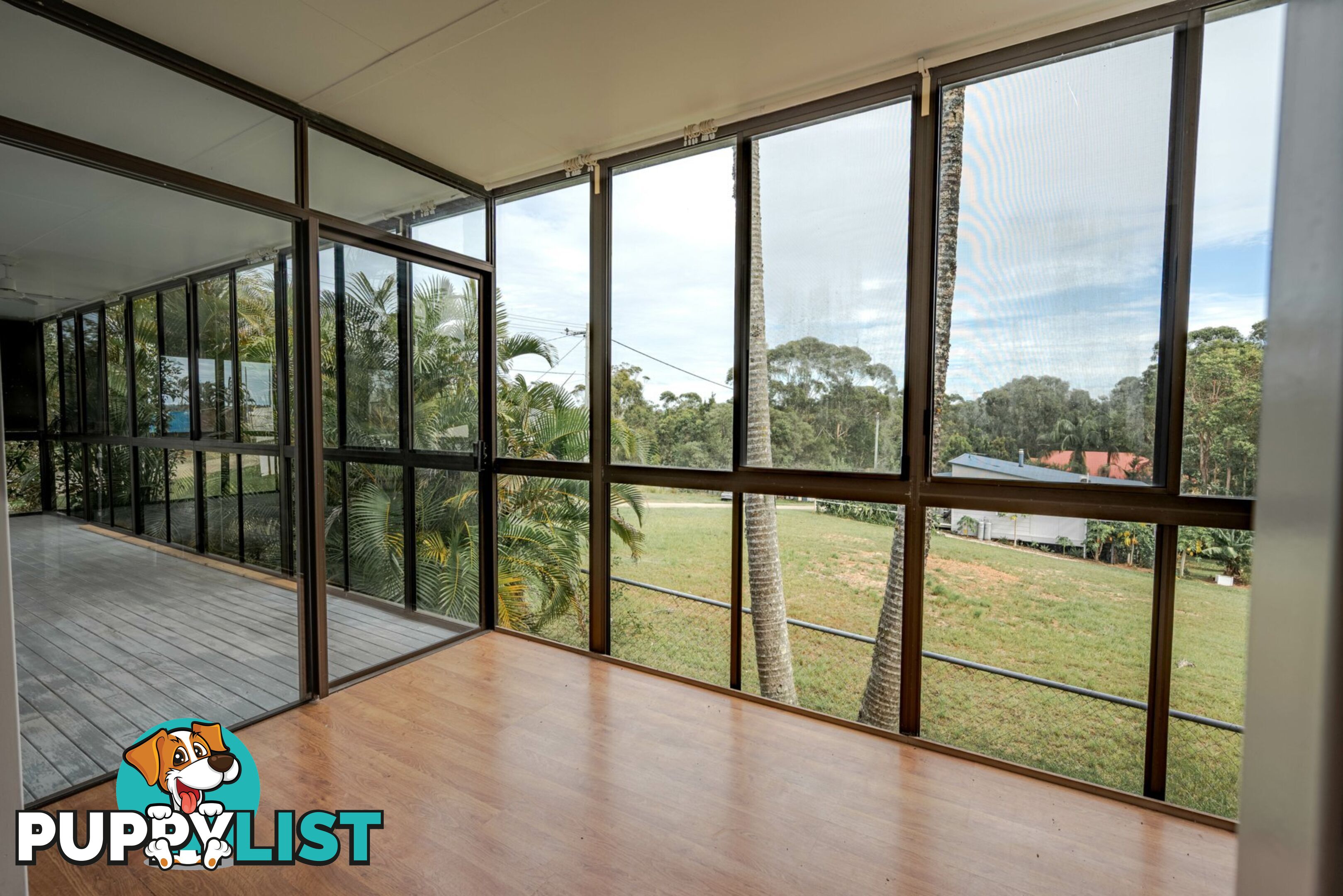 6 Yacht Street RUSSELL ISLAND QLD 4184