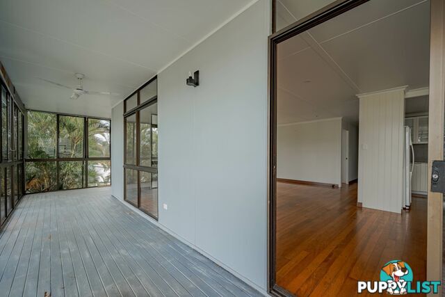 6 Yacht Street RUSSELL ISLAND QLD 4184